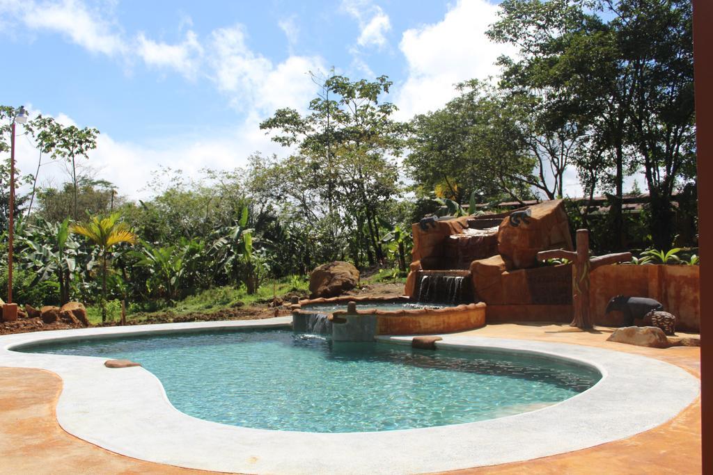 Hotel Catarata Rio Celeste Bijagua Extérieur photo
