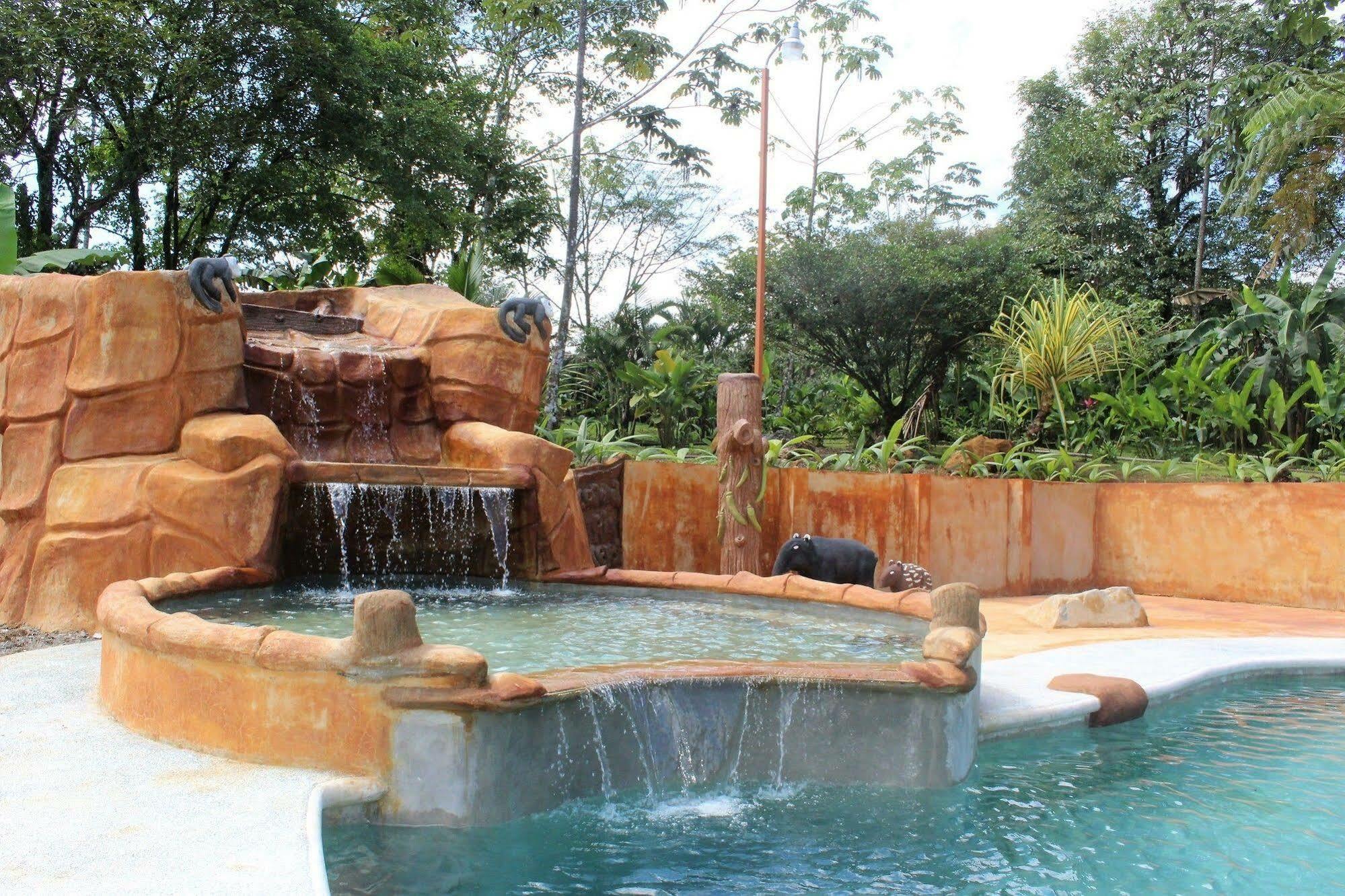 Hotel Catarata Rio Celeste Bijagua Extérieur photo