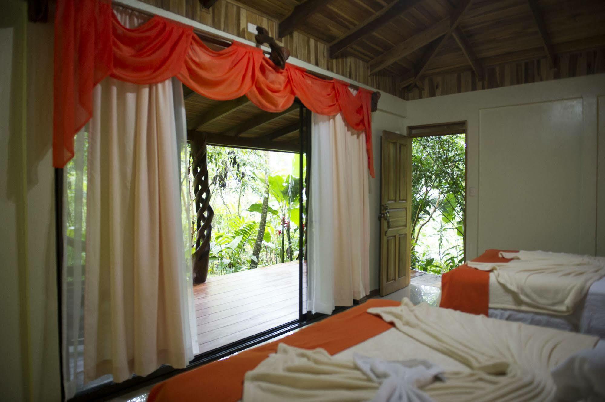 Hotel Catarata Rio Celeste Bijagua Extérieur photo